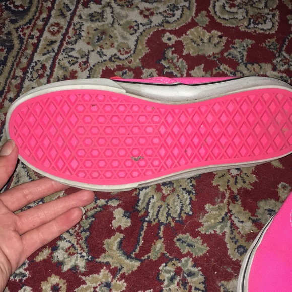Bright pink vans - Picture 2 of 3
